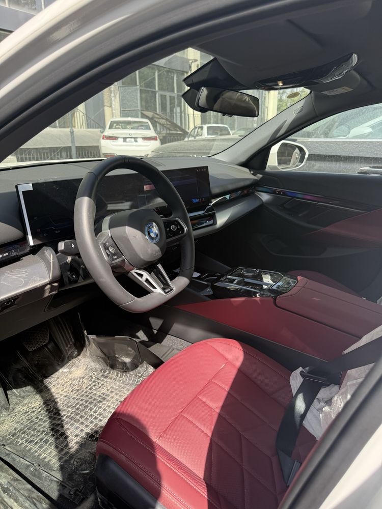Bmw i5 35 l m paket