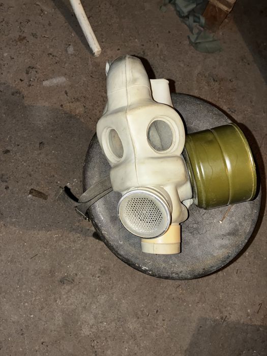Ретро видео и противогаз