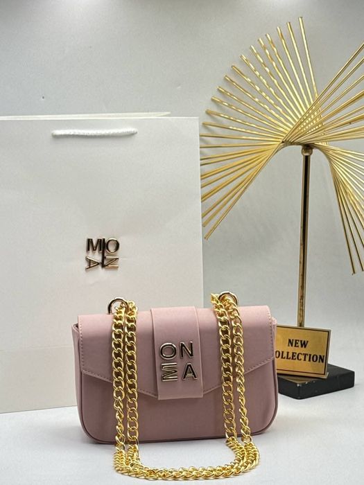 Стилна дамска чанта