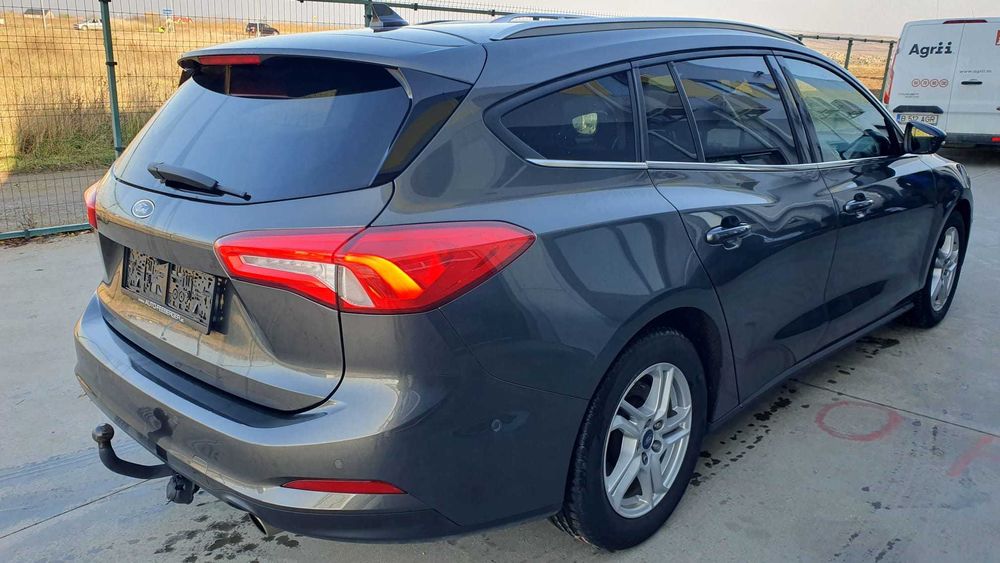 Ford Focus TITANIUM 2.0 Diesel 150 CP LED Automat Defect