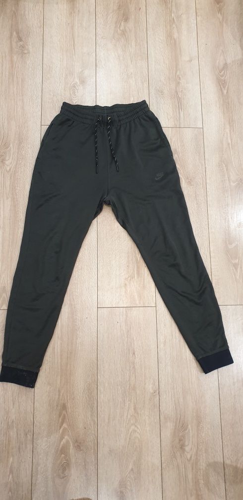 Pantaloni trening Nike