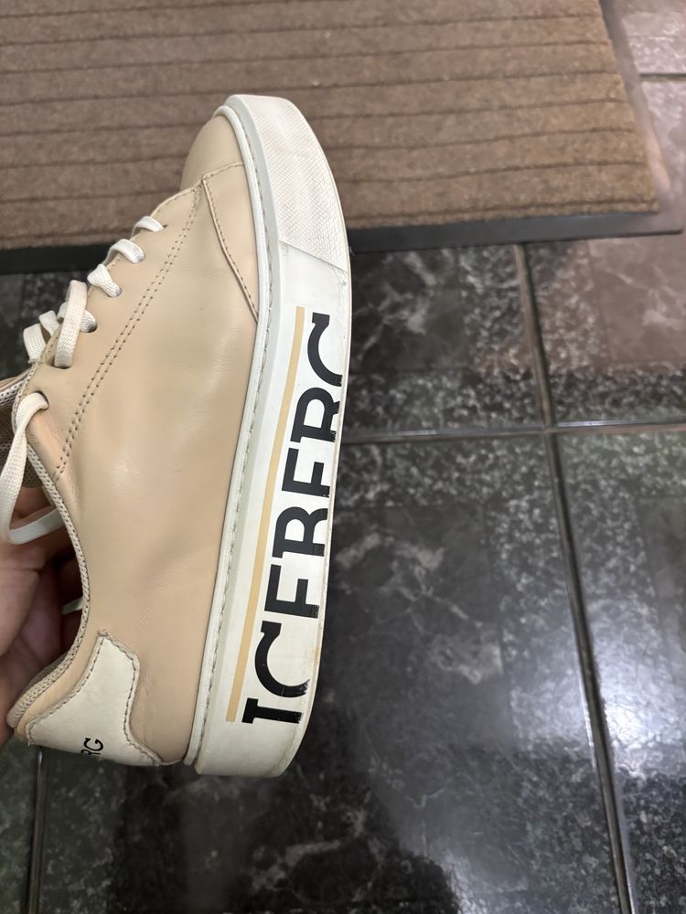 Adidasi iceberg originali