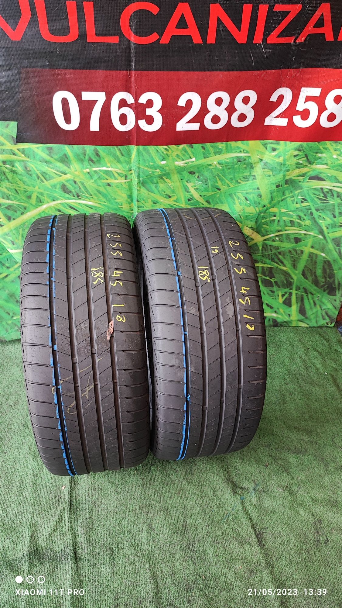 255 45 R18 Bridgestone