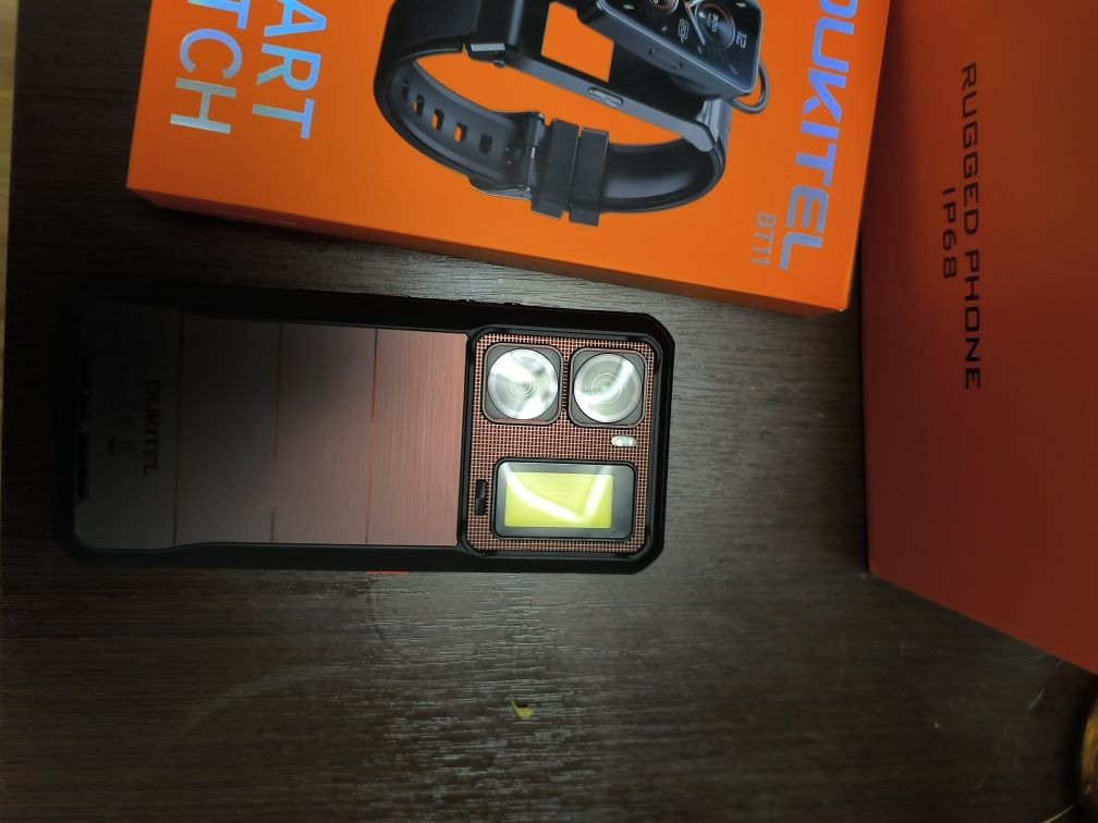 Телефон Oukitel wp 300