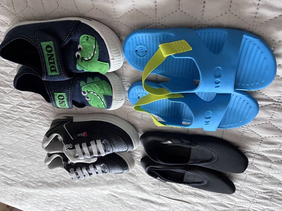 Кецове, боти, пантофи, чехли, цвички и сандали за момче номер 30