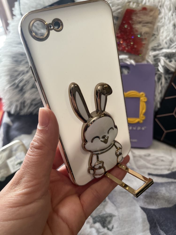 Кейсове за Iphone se