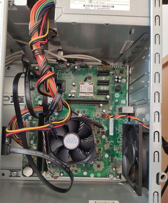 Компютър HP Pro 3400 MT i5 2500K / 8GB ram / 250gb hdd + Монитор HP 19