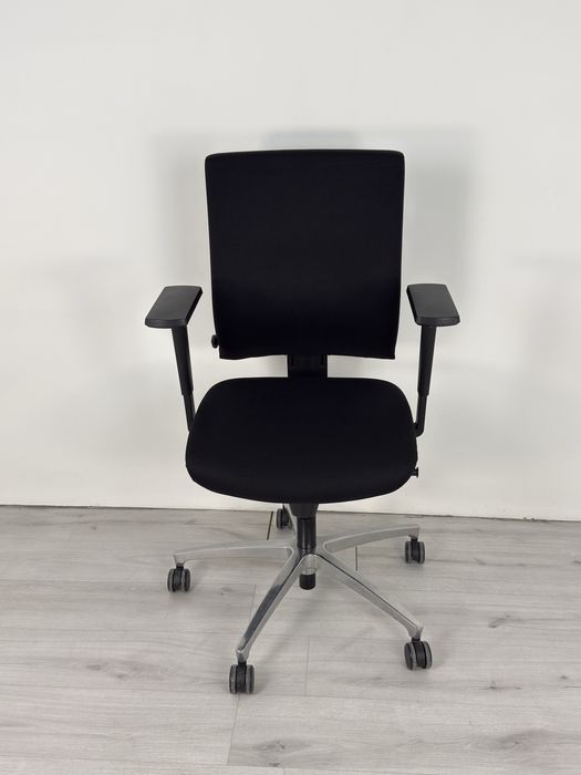 Ергономик офис стол Dauphin Ad Just magic2 черен плат страхотен дизайн