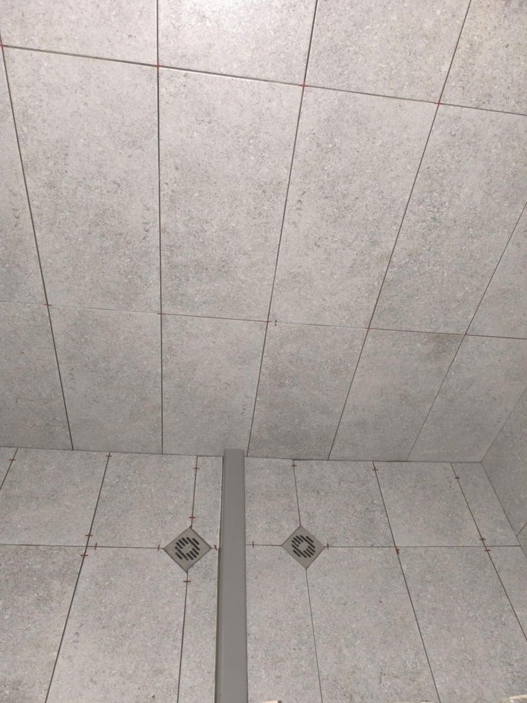 Полагане на фаянс и теракот