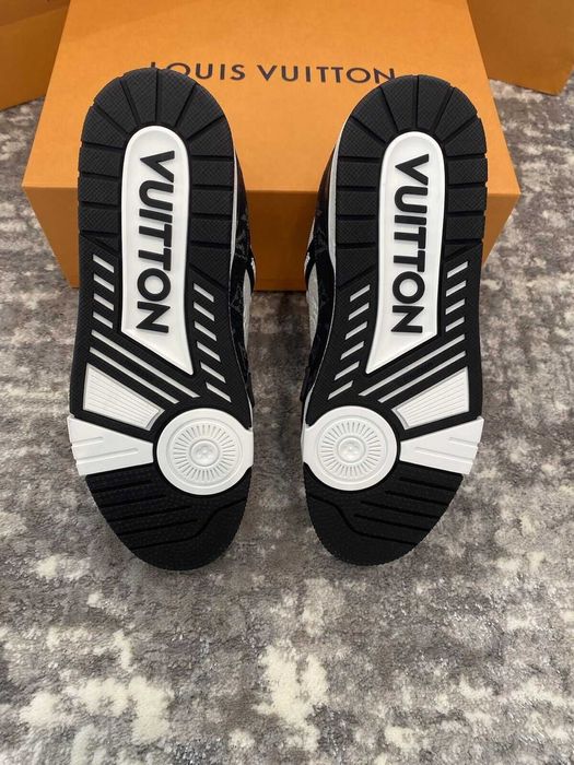 Adidasi Louis Vuitton Trainer Black&White Low Smart Casual