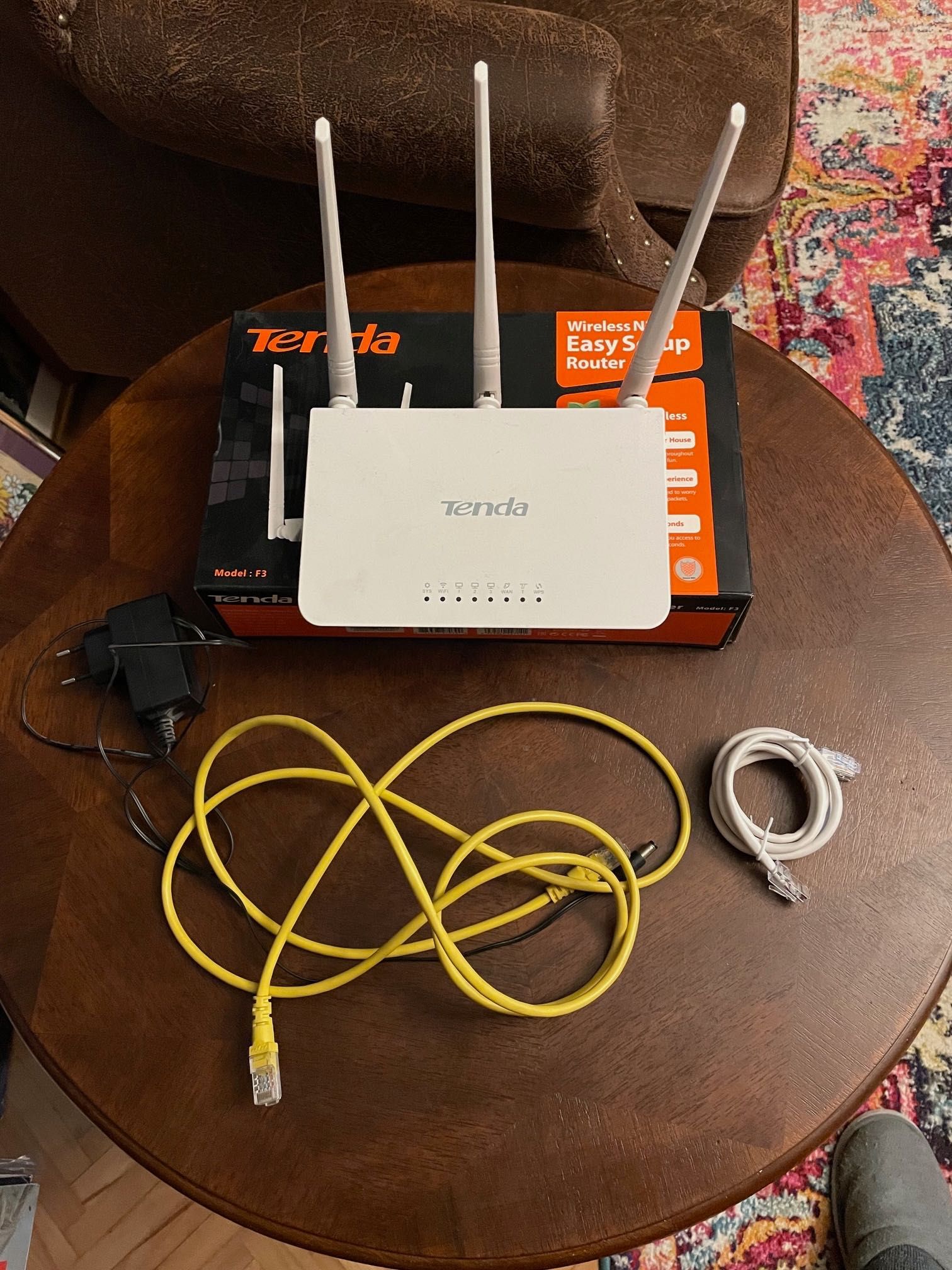 TENDA Wireless N300 Easy Setup ROUTER