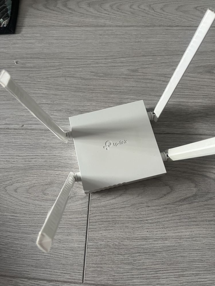 Роутер беспроводной TP-Link Archer C24, 750 Mbit/s, 4-Port