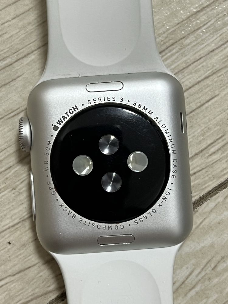 Часы apple watch 3