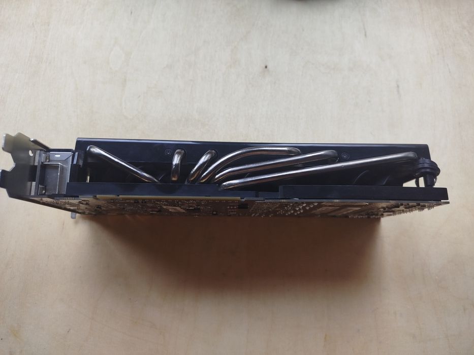 Nvidia GTX570 1GB DDR5