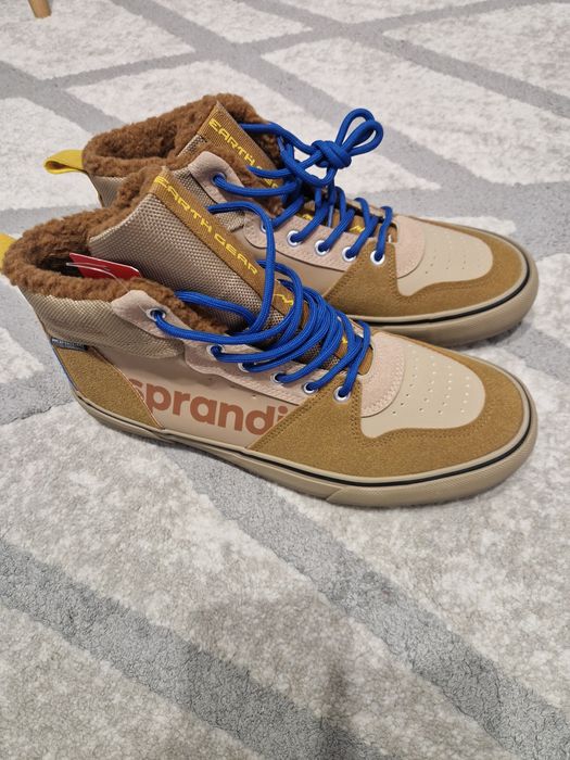 Sneakers Sprandi noi cu etichetă