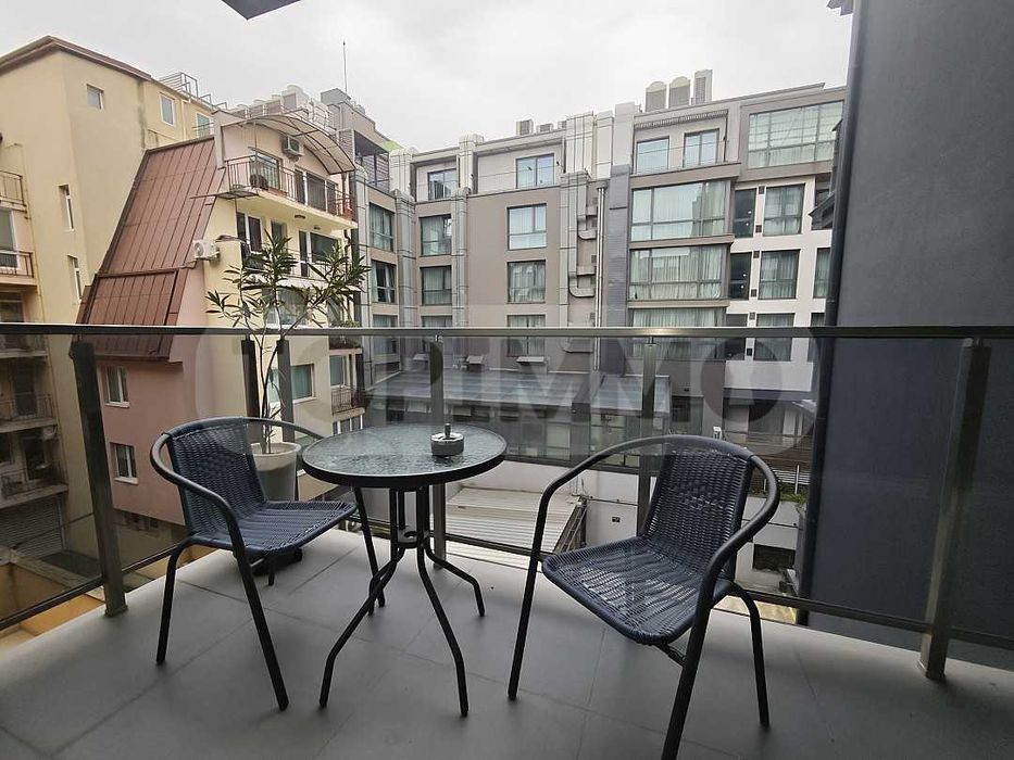 Едностаен апартамент под наем в центъра на Варна