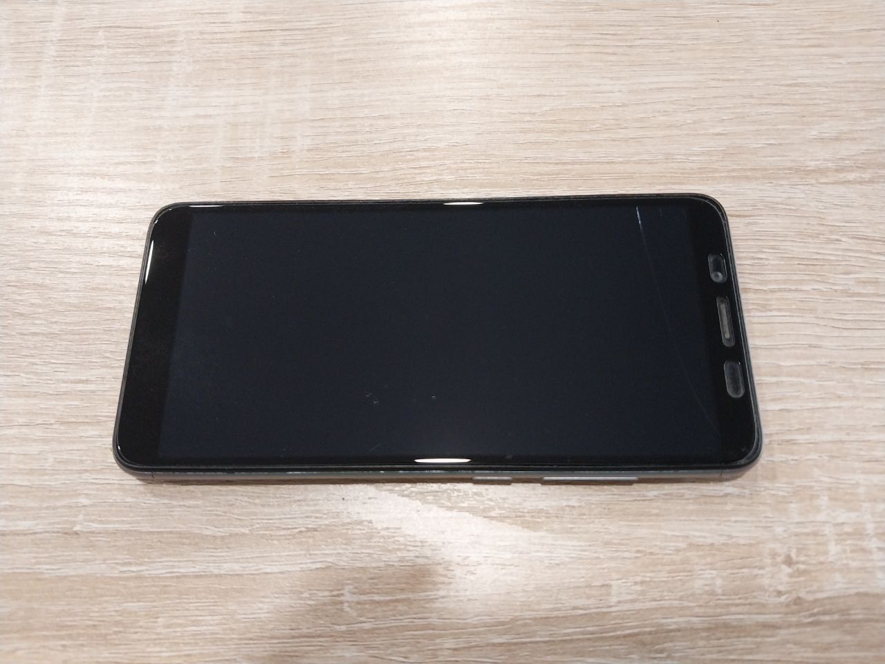 Xiaomi Redmi 6 .