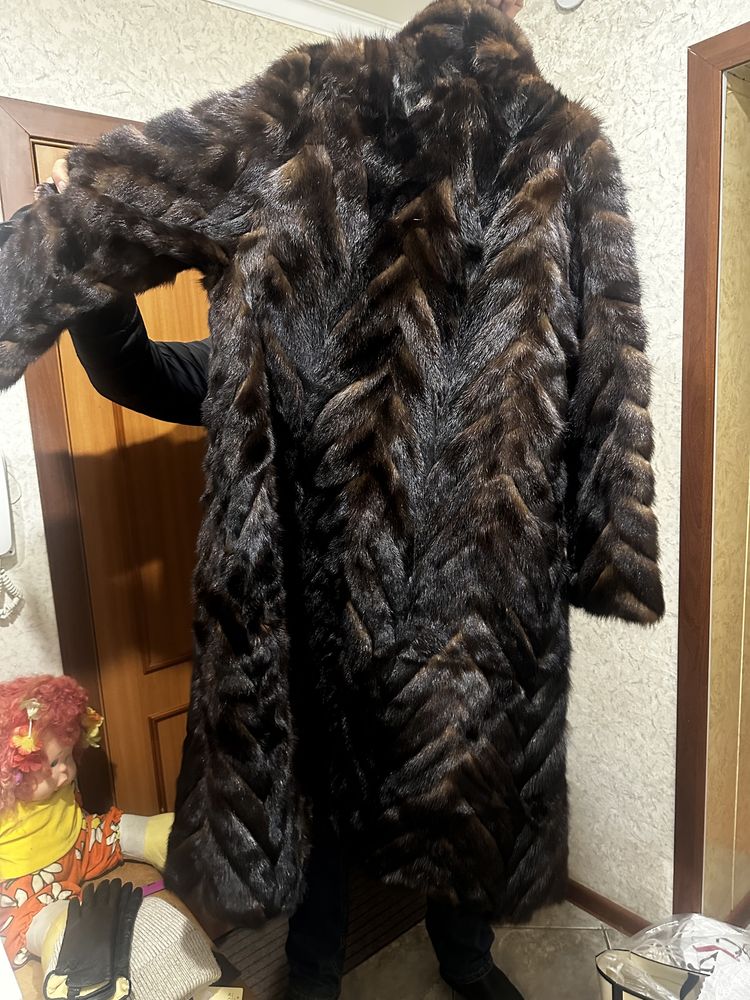 Продам шубу норковую