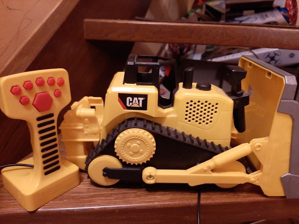 Buldozer Cat cu telecomanda