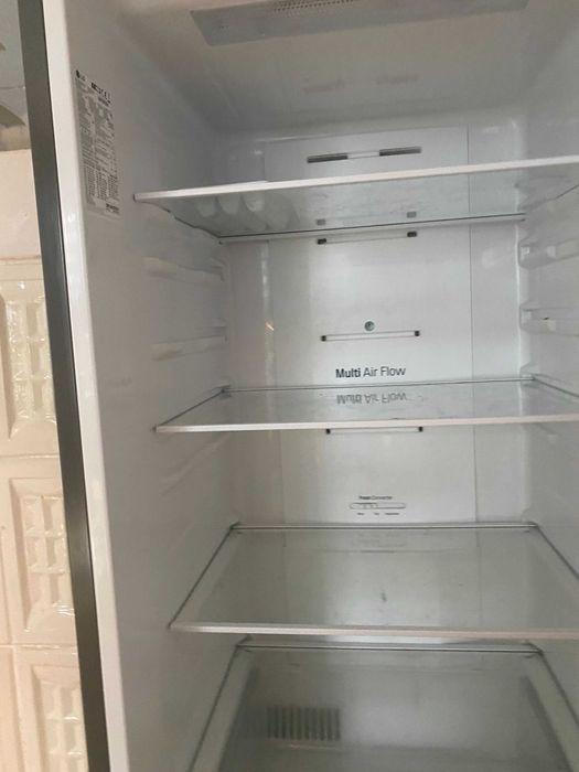 Combina frigorifica LG , A + + + , 343 l