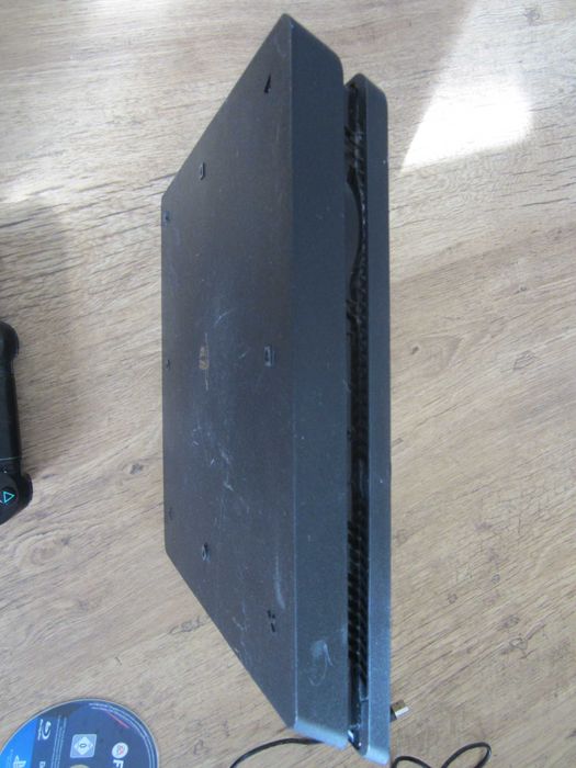 Sony Playstation 4 Slim 500GB модел CUH-2016A