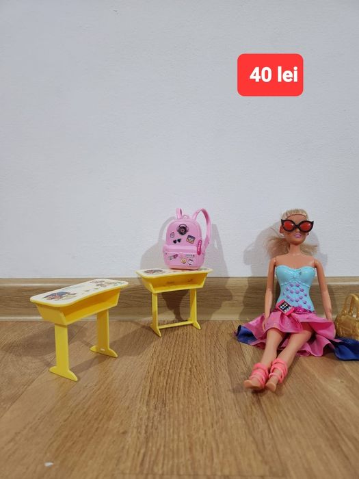 Jucării și posete