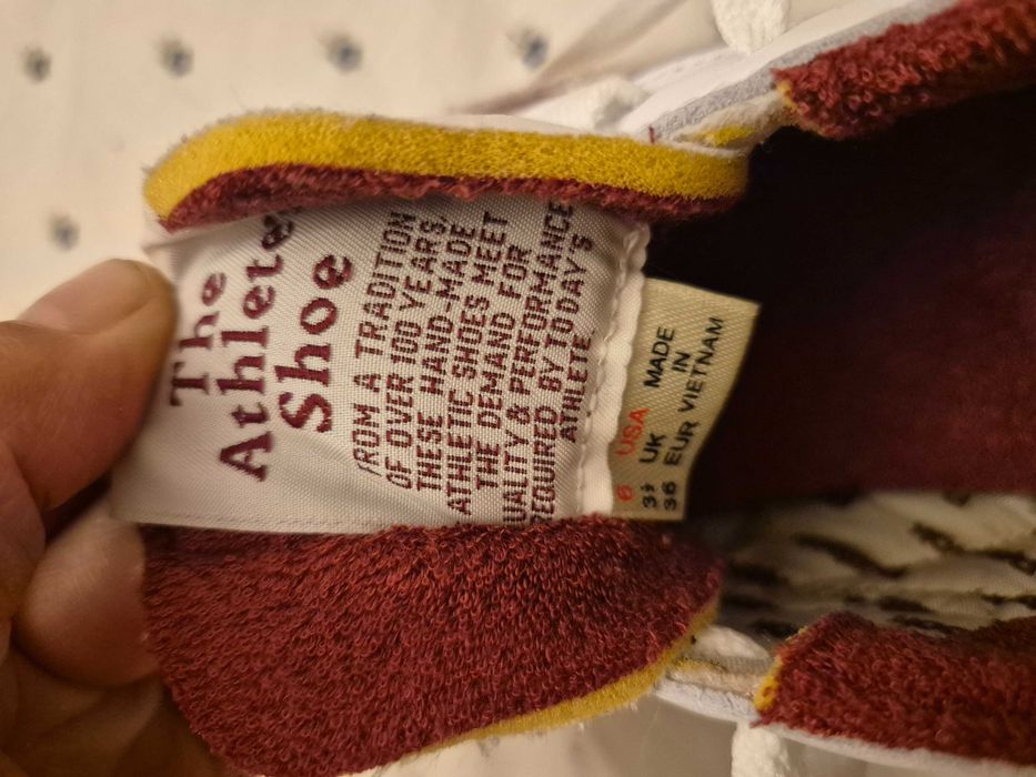 Adidasi Reebok masura 36 piele naturala