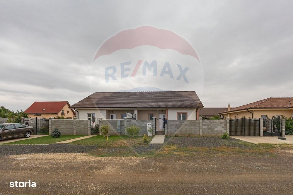 Jumatate De Duplex Modern - Sânandrei