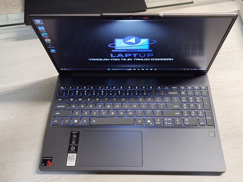 Lenovo IdeaPad Slim 3 Snapdragon X X126100/16GB/1TB