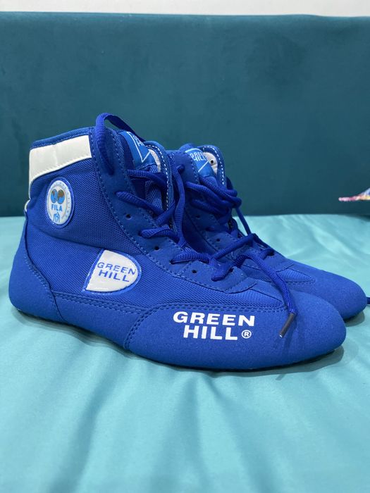 кросовки для спорта