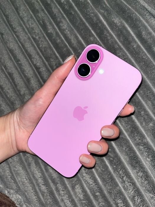 Продам айфон 16 розовый 128 гб, состояние аккумулятора 89%