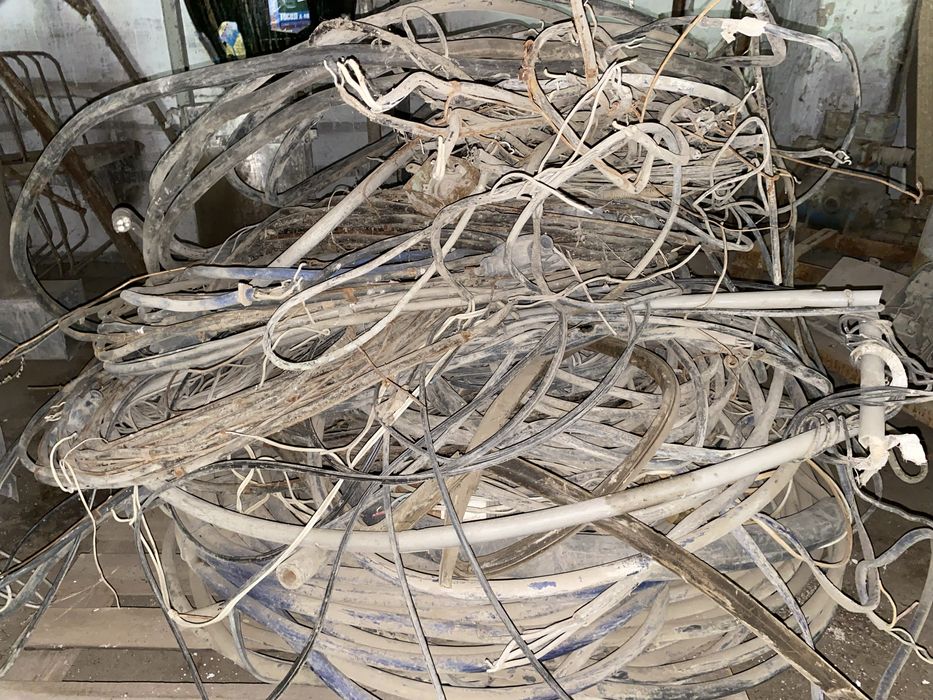 Электрощиты разные в сборе и пустые