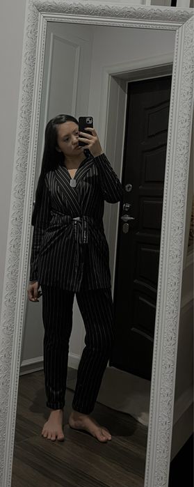 черный полосатый костюм-двойка