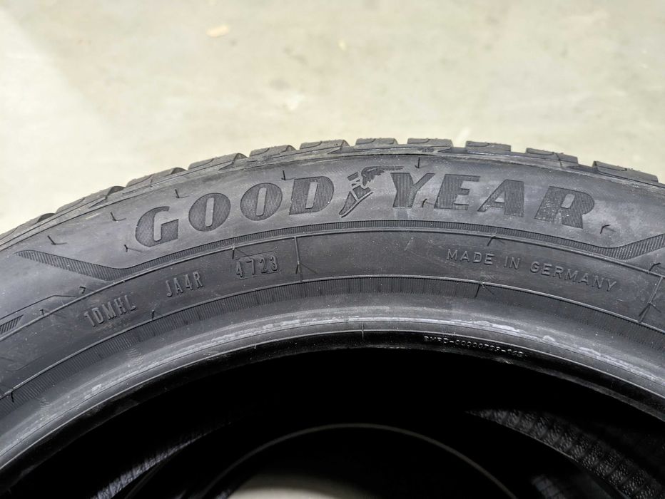 Разпродажба - нови зимни гуми 205/55R19 97V GoodYear UG Perf+ DOT 4723