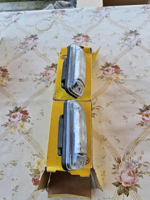 Lămpi gabarit Hella
