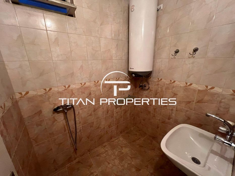 Дава се под наем Многостаен апартамент в Варна, Център - 110 кв.м за 460 € - Снимка #8