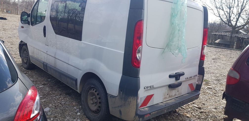 Hayon'bara spate'usi 'stopuri opel vivaro 2014