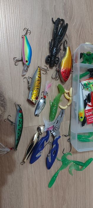 Чисто нови примамки блесни клатушки, спининг риболов, щука,кефал