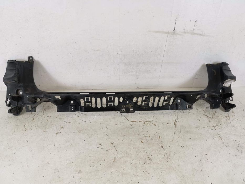 БМВ Серия 5 / BMW Seria 5 [ - ] Оригинален заден държач в добро състоя