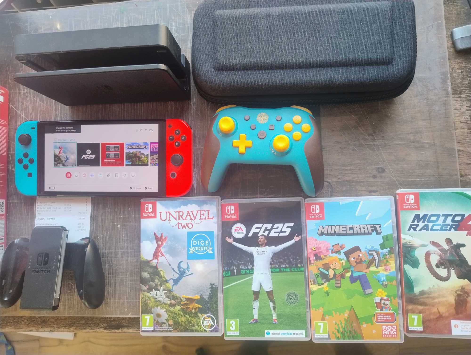 Продавам Nintendo switch OLED в гаранция