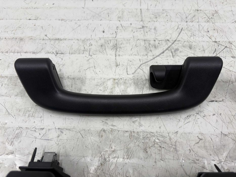 Комплект черни интериорни дръжки таван БМВ Ф и Г серия