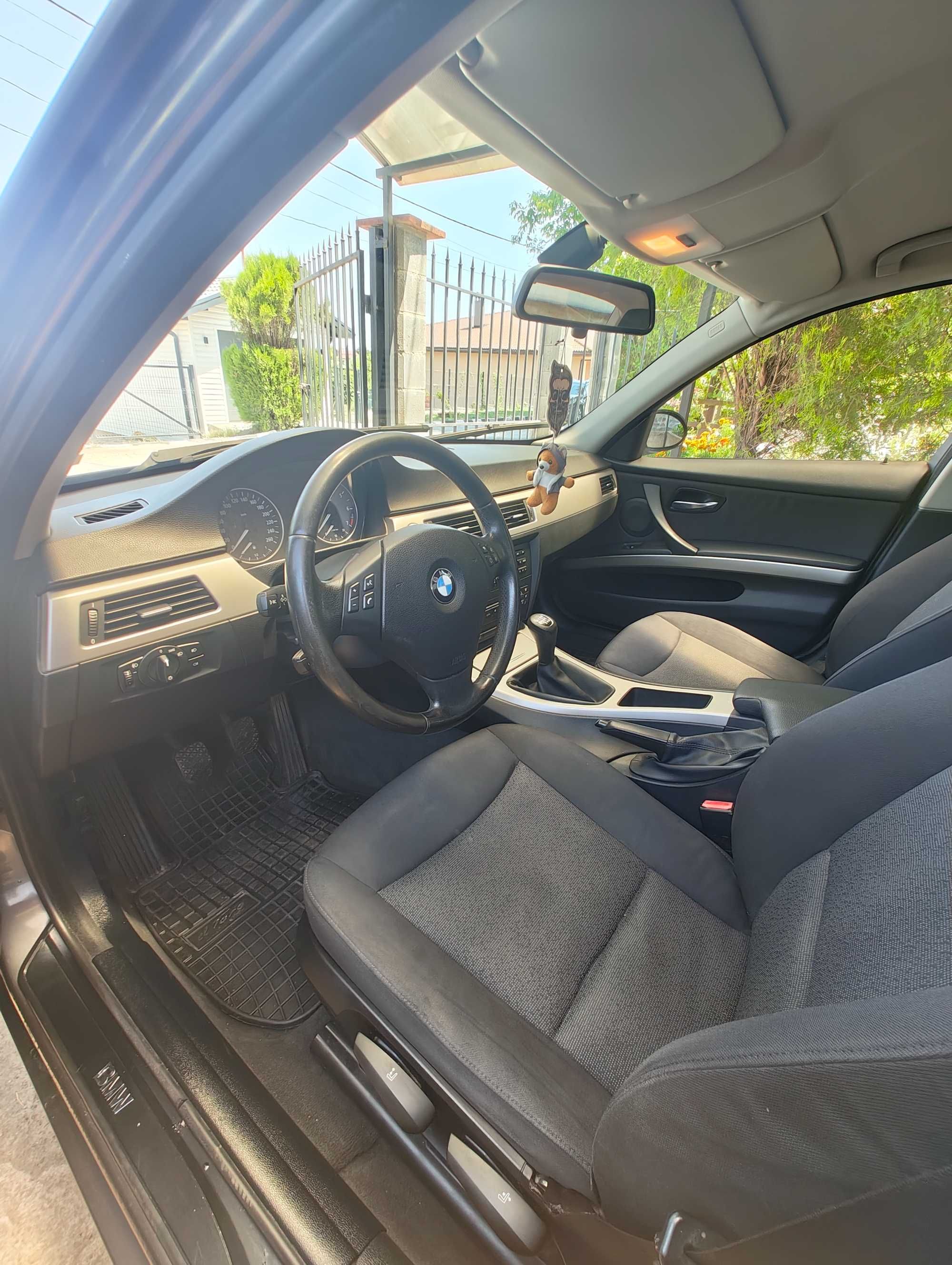 BMW 320i бензин/ръчни