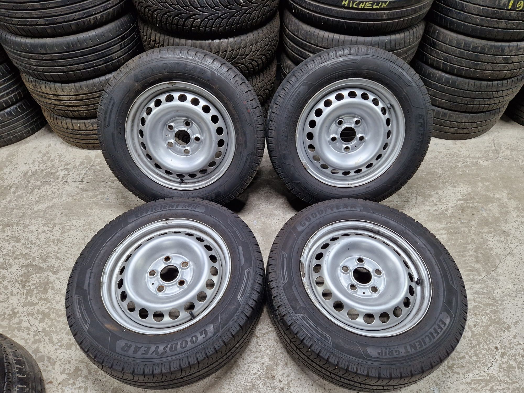 Anvelope vara Goodyear 215/65/16C dot 2021 Cu Jante VW T6 5x120