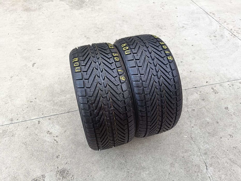 Doua anvelope noi de iarna 265 30 19 vredestein giugiaro