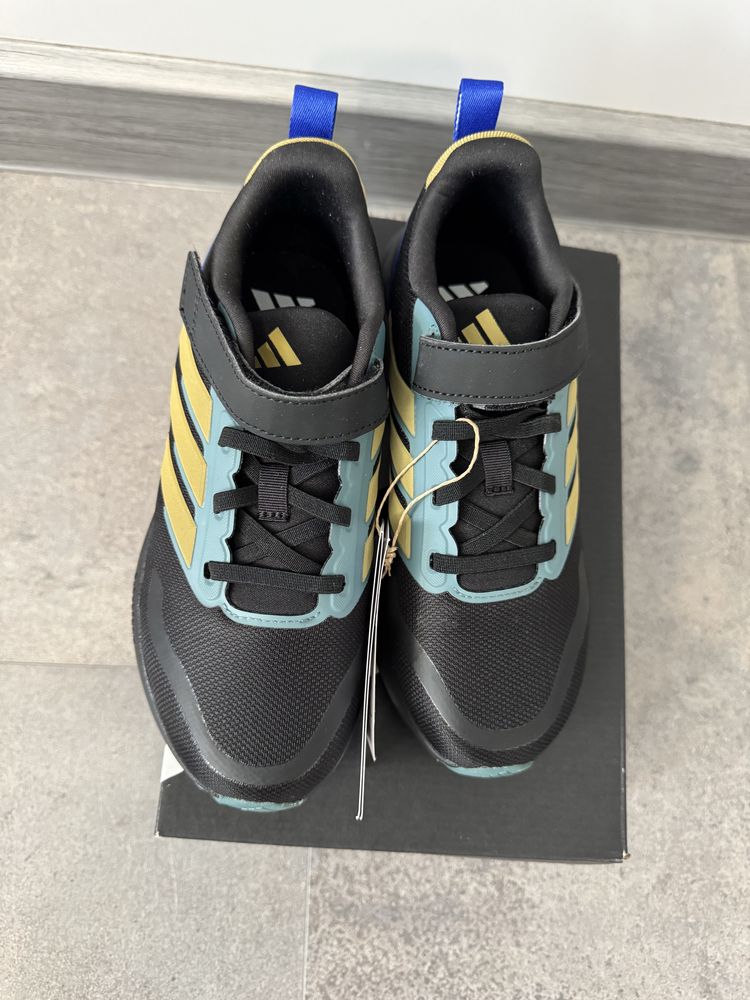 Маратонки Adidas 34 размер