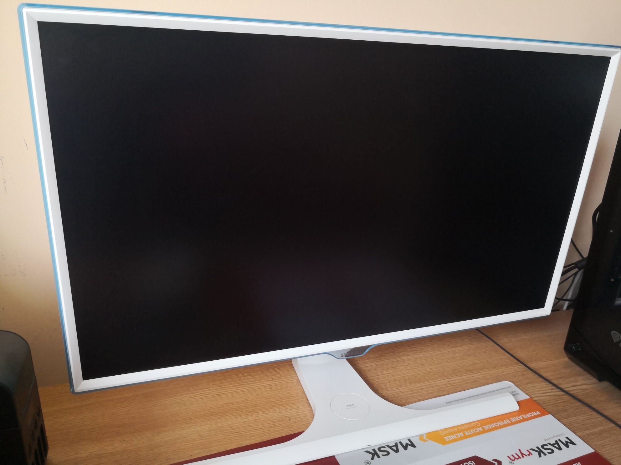 Monitor Samsung 27 inchi