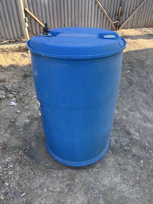 пластиковая бочка 200 литров