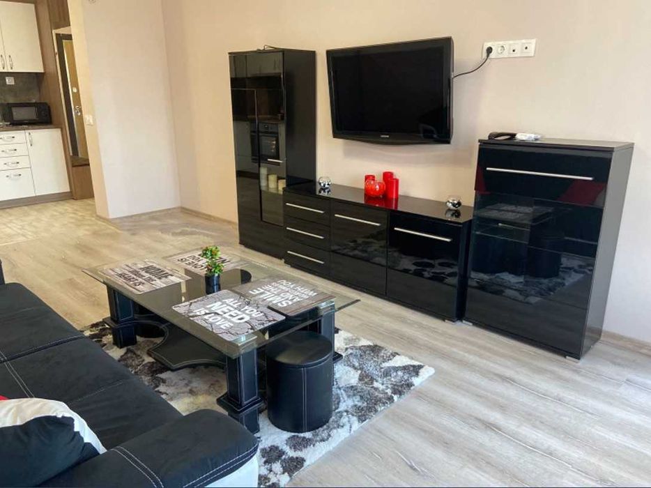 Продава се Двустаен апартамент в София, Малинова долина - 75 кв.м за 2614 €/кв.м - Снимка #1