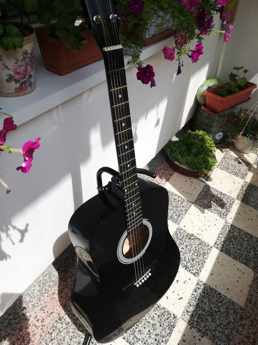 Акустична китара Fender