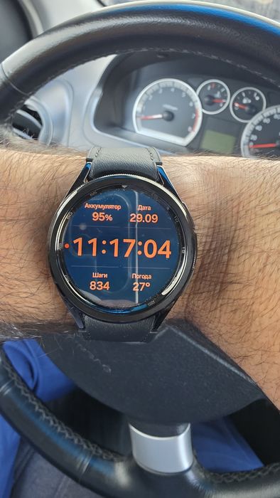 Срочно продаётся Часы наручные ОРИГИНАЛ Самсунг Galaxy watch 6 Classic